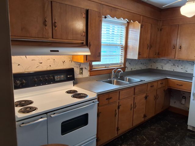 2639 Edgewood ST, Roanoke, VA 24015