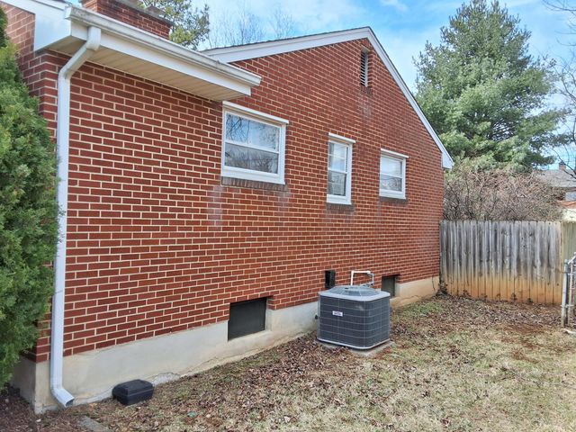 2639 Edgewood ST, Roanoke, VA 24015