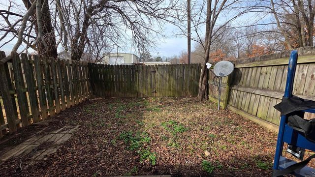 1419 N Nashville Avenue, Russellville, AR 72801