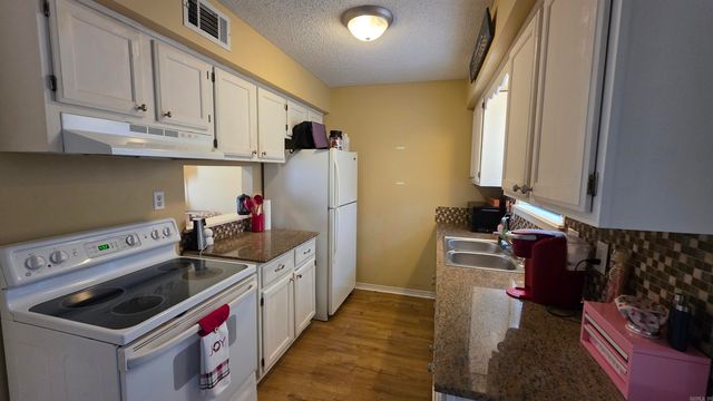 1419 N Nashville Avenue, Russellville, AR 72801