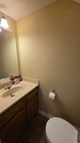 1419 N Nashville Avenue, Russellville, AR 72801