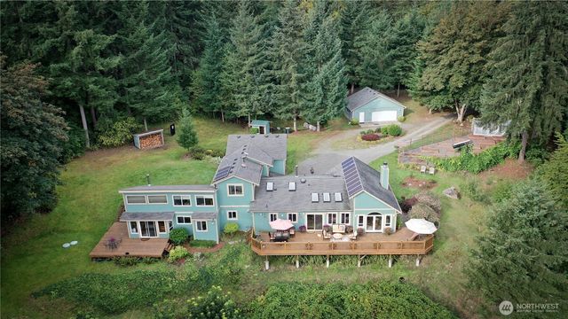 11510 Snowcap Lane SE, Rainier, WA 98576