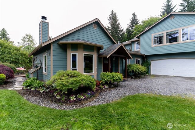 11510 Snowcap Lane SE, Rainier, WA 98576
