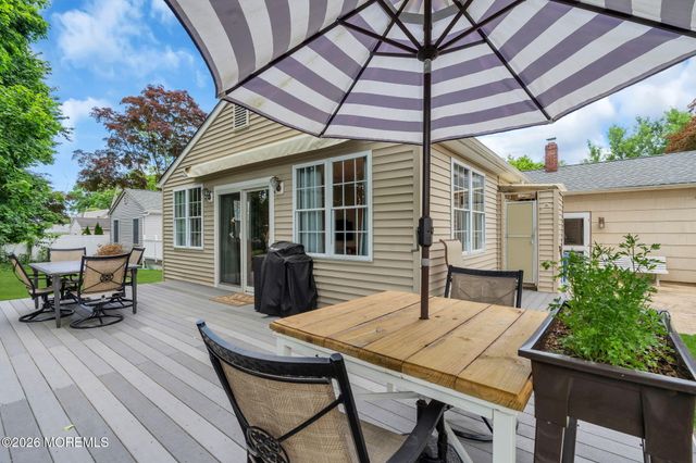 19 Newark Avenue, Manasquan, NJ 08736