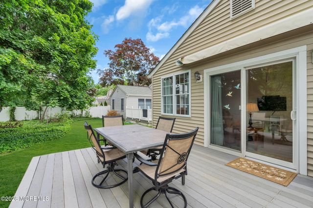 19 Newark Avenue, Manasquan, NJ 08736