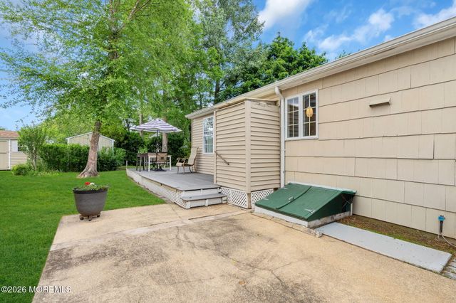 19 Newark Avenue, Manasquan, NJ 08736