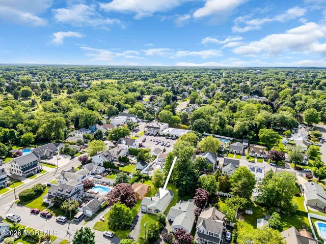 19 Newark Avenue, Manasquan, NJ 08736