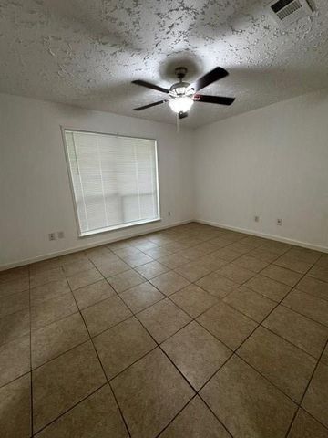 16310 Meadowbrook Farm Road, Houston, TX 77082