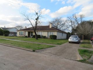 16310 Meadowbrook Farm Road, Houston, TX 77082