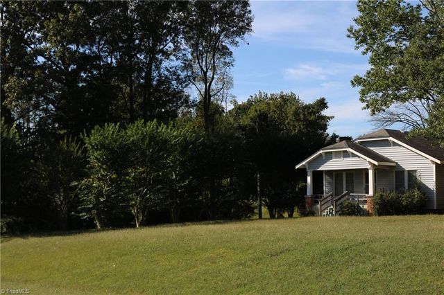 2058 Bishop Road, Greensboro, NC 27406