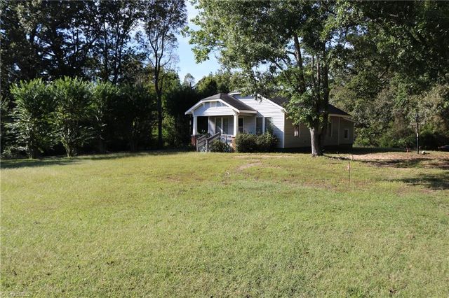 2058 Bishop Road, Greensboro, NC 27406