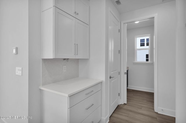 325 SEAMARK Drive, Ponte Vedra, FL 32081