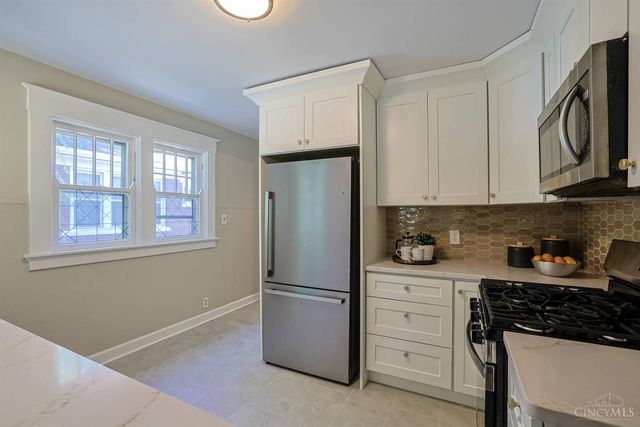 3015 Hull Avenue, Cincinnati, OH 45211
