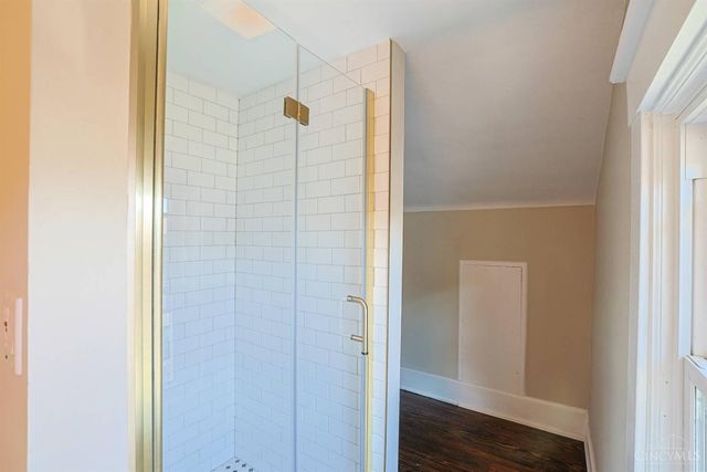 3015 Hull Avenue, Cincinnati, OH 45211