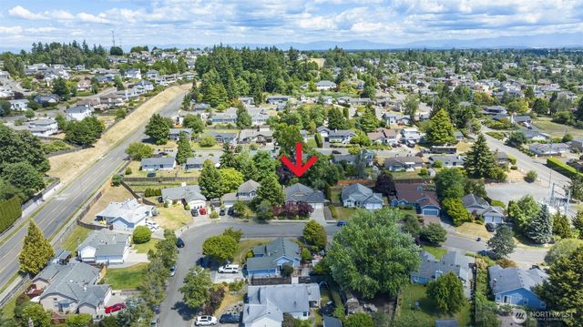 4929 Enetai Avenue NE, Tacoma, WA 98422