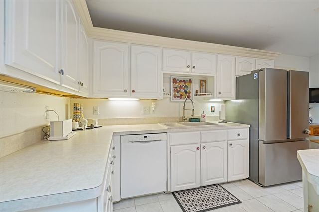 3462 Santa Fe St, Corpus Christi, TX 78411