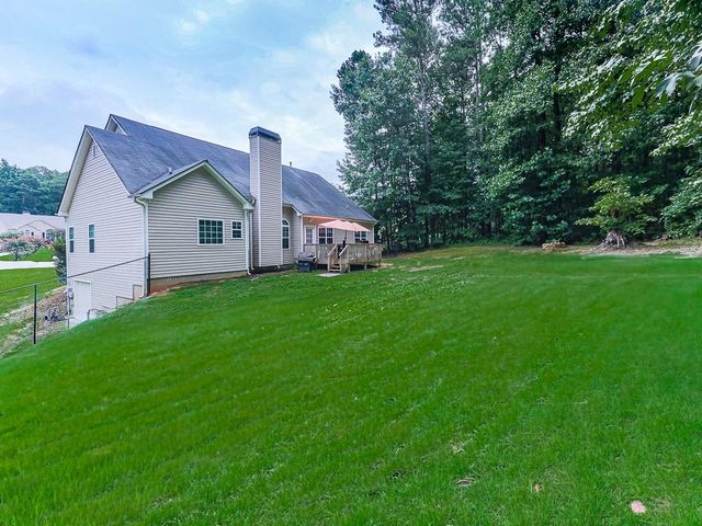 275 Woodridge Drive, Douglasville, GA 30134