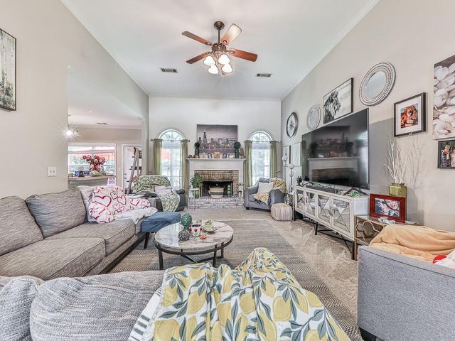 275 Woodridge Drive, Douglasville, GA 30134