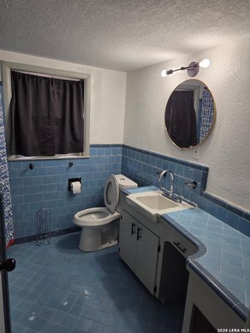 310 Williamsburg, San Antonio, TX 78201