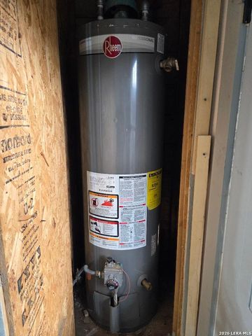 310 Williamsburg, San Antonio, TX 78201