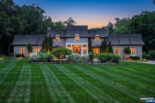 21 Baldwin Road, Saddle River, NJ 07458