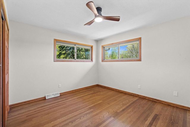 W172N9751 Division ROAD, Germantown, WI 53022