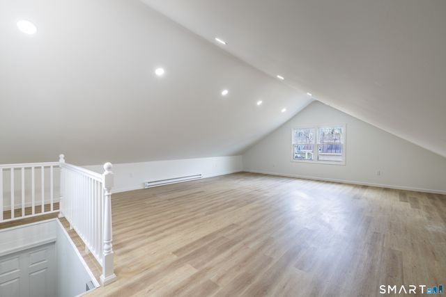 5 Lindsley Place, Stratford, CT 06614