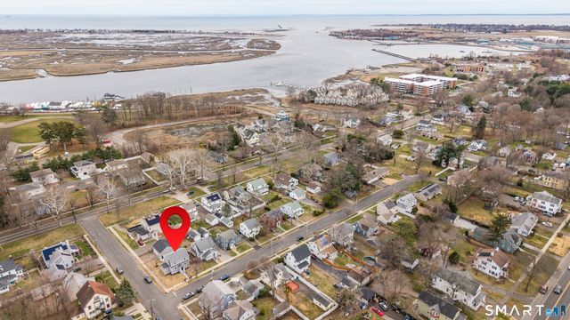 5 Lindsley Place, Stratford, CT 06614