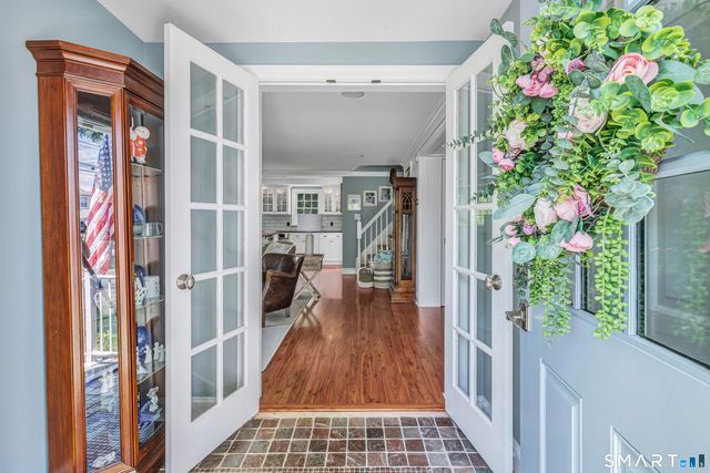 38 James Street, Fairfield, CT 06824