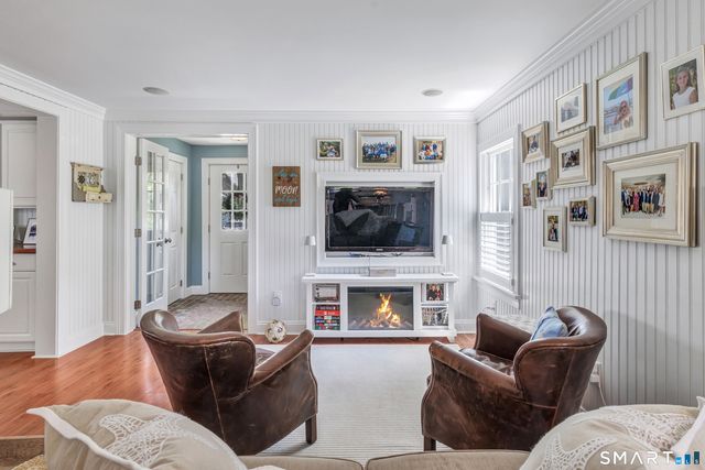 38 James Street, Fairfield, CT 06824
