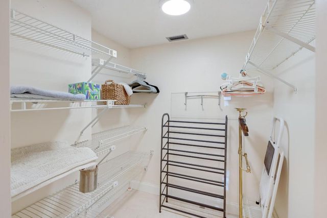 6698 10th Avenue N 320, Lake Worth, FL 33467