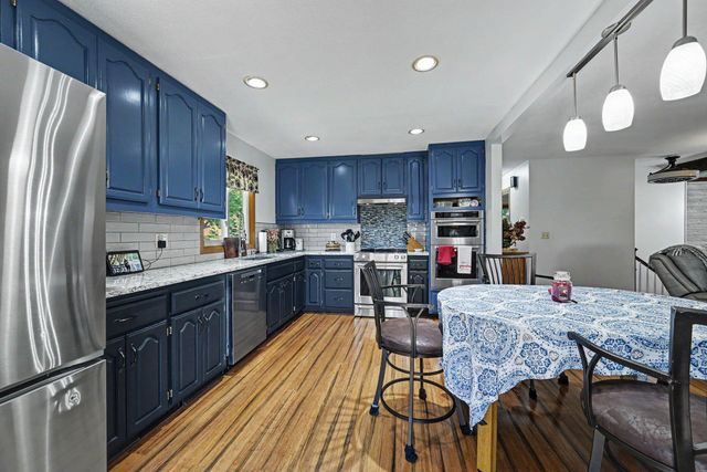 6920 Innsdale Avenue S, Cottage Grove, MN 55016
