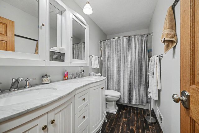 6920 Innsdale Avenue S, Cottage Grove, MN 55016