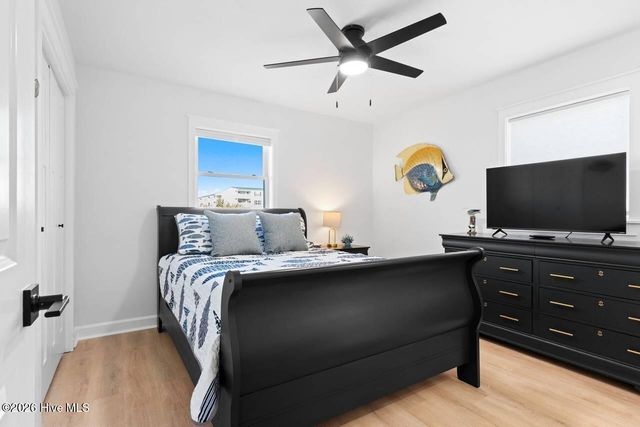 5518 E Beach Drive, Oak Island, NC 28465