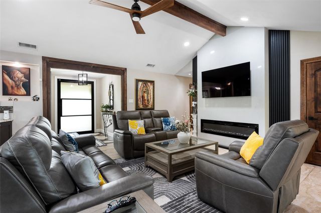 301 Oak Ridge RD, Georgetown, TX 78628