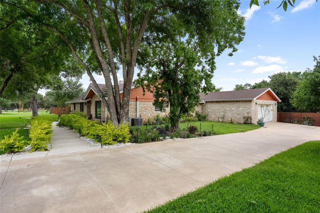301 Oak Ridge RD, Georgetown, TX 78628