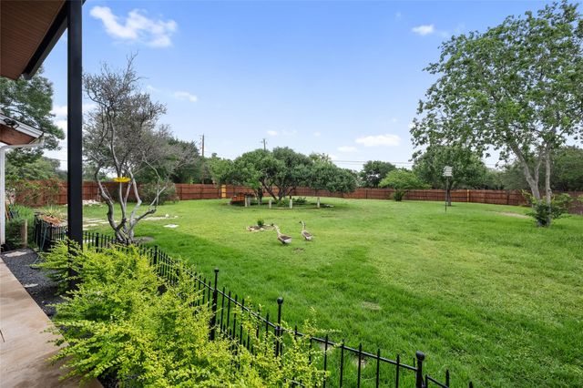 301 Oak Ridge RD, Georgetown, TX 78628