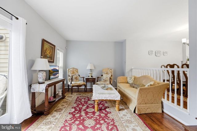 11563 HILL MEADE LN, Woodbridge, VA 22192