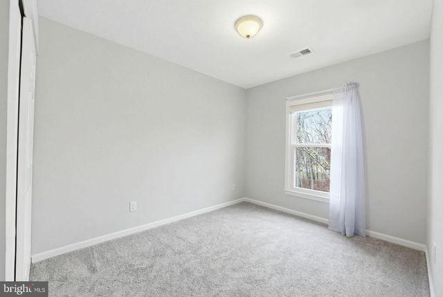 11563 HILL MEADE LN, Woodbridge, VA 22192