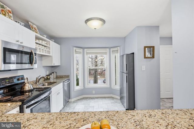 11563 HILL MEADE LN, Woodbridge, VA 22192