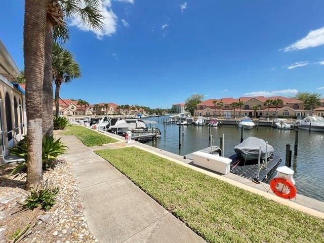 35 CAPTAINS WALK, Palm Coast, FL 32137