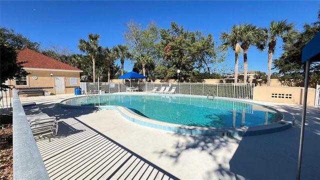 35 CAPTAINS WALK, Palm Coast, FL 32137