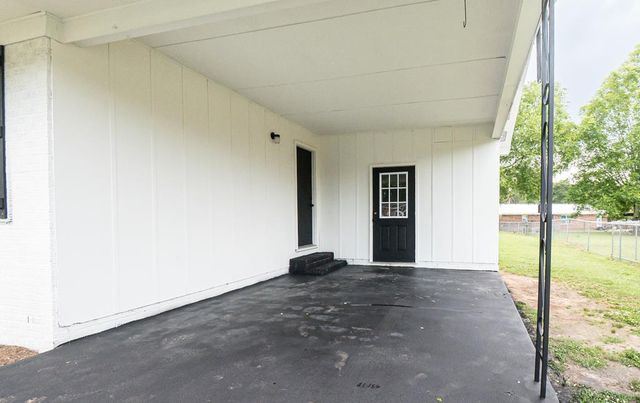 213 Rock Creek Road, Headland, AL 36345