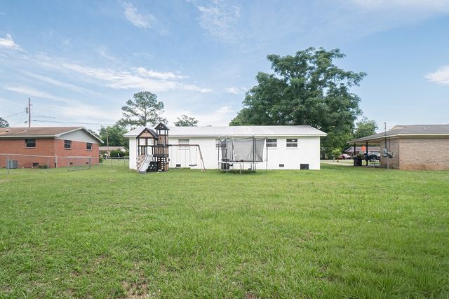 213 Rock Creek Road, Headland, AL 36345