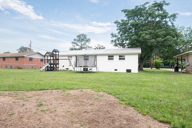 213 Rock Creek Road, Headland, AL 36345