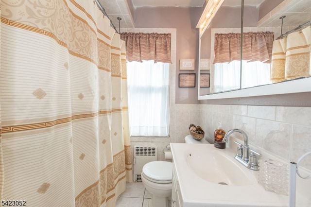 40 Grace St, Bloomfield Twp., NJ 07003