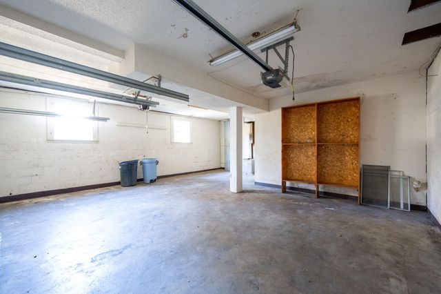 49 Crabtree Road, Rossville, GA 30741