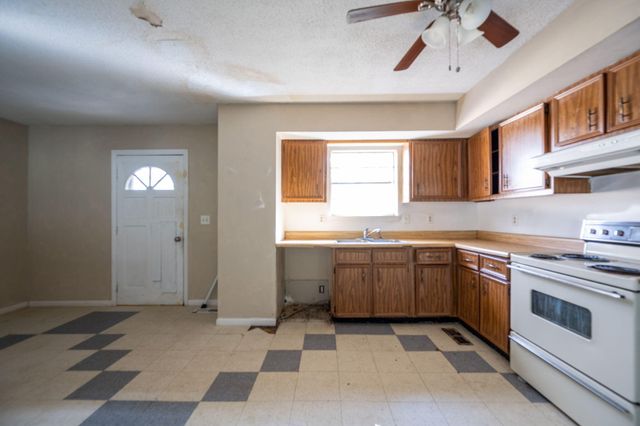 49 Crabtree Road, Rossville, GA 30741