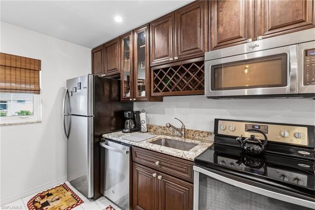 1490 Memoli LN A6, Fort Myers, FL 33919