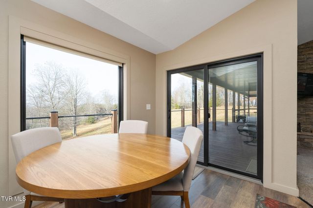 393 Holt Ridge Road, Tazewell, TN 37879